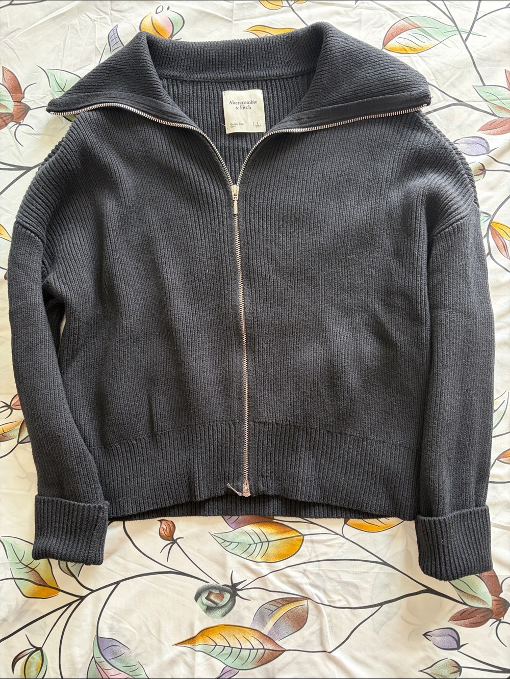 Abercrombie & Fitch black two-way zip sweater